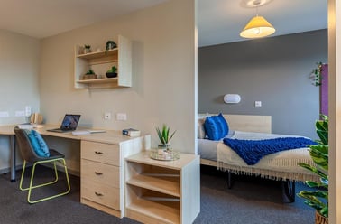 Crown Street, East Reading, Reading - Image 3